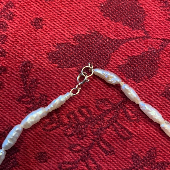 NWOT Freshwater Pearl Necklace and Earrings - NEVER WORN - Picture 4 of 5